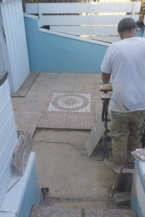 Tiling Dawlish